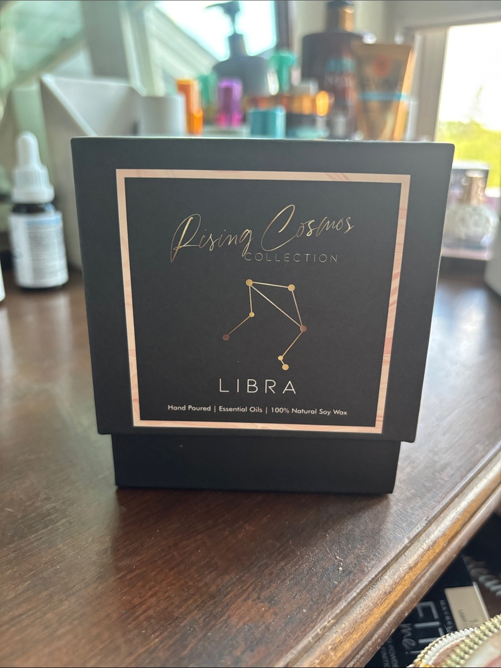 Rising Cosmos Libra Scented Soy Candle - Black